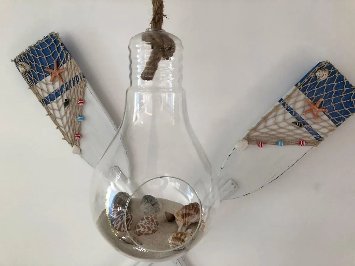 Le Petit Bateau Lägenhet Menton 0*,