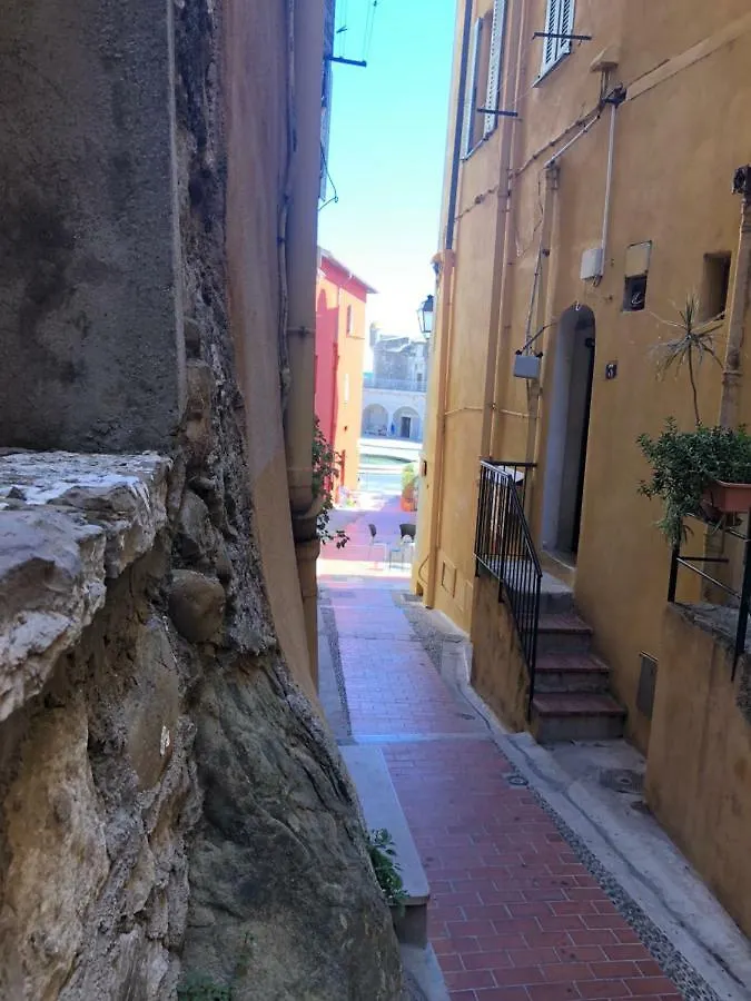 Le Petit Bateau Lägenhet Menton 0*,